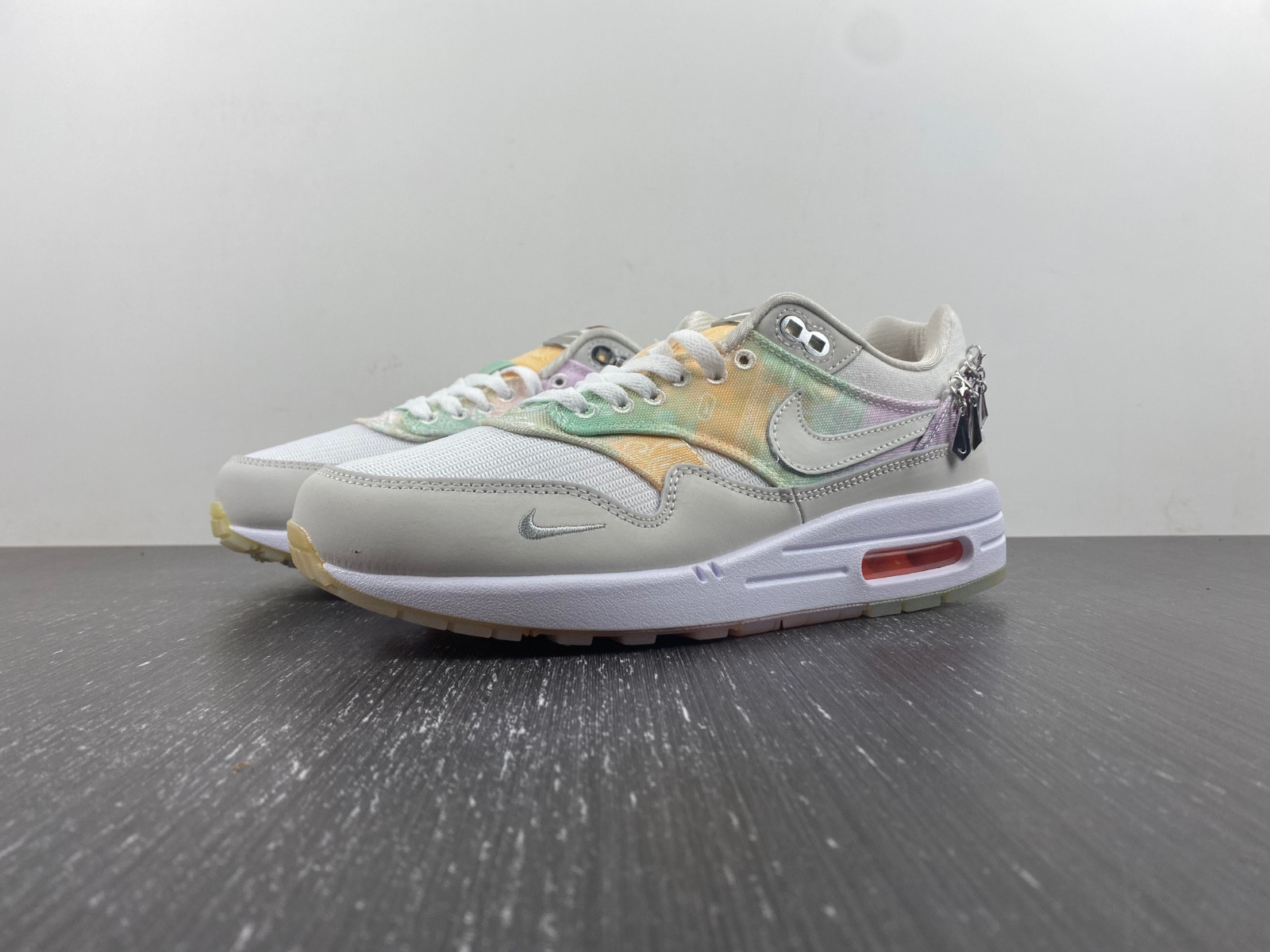 nike air max 1 metal charms fj7734-101