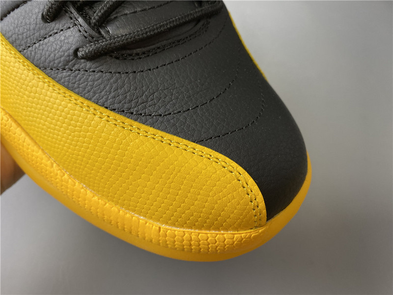 air jordan 12 “university gold” 130690-070