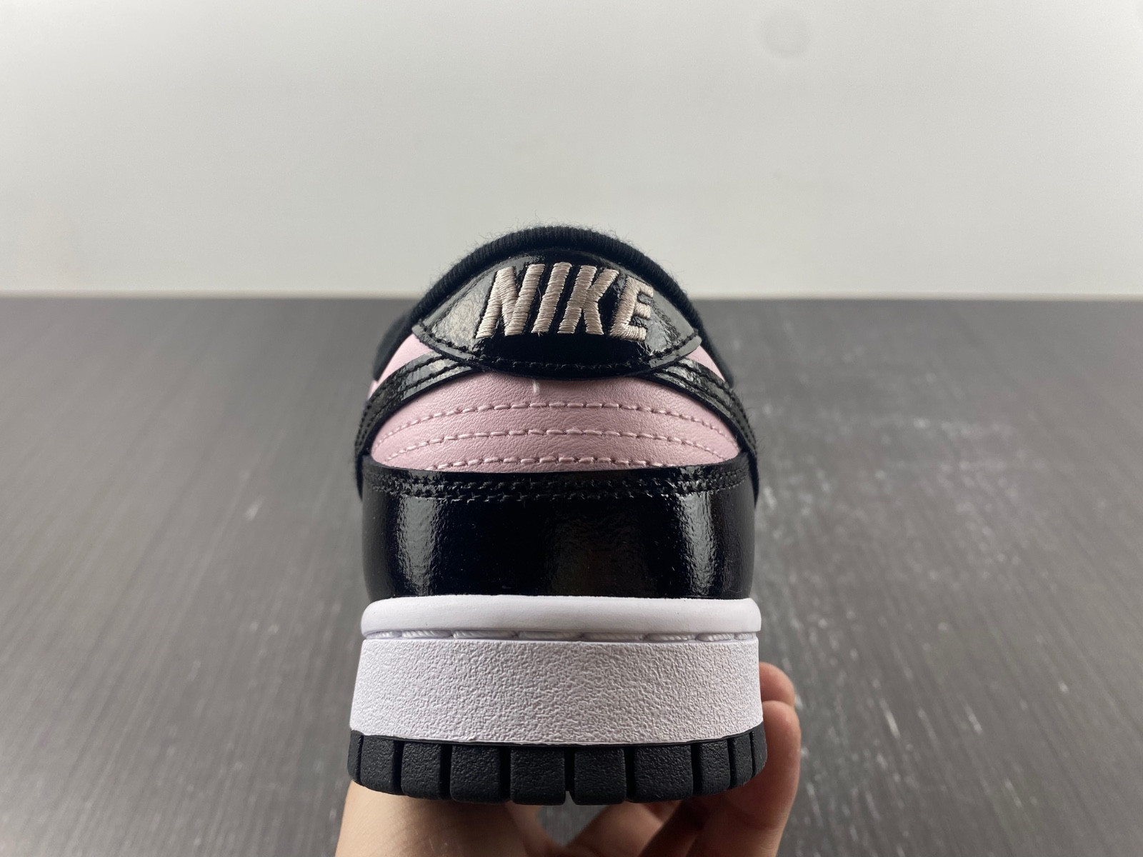 nike dunk low pink foam black (w) - dj9955-600