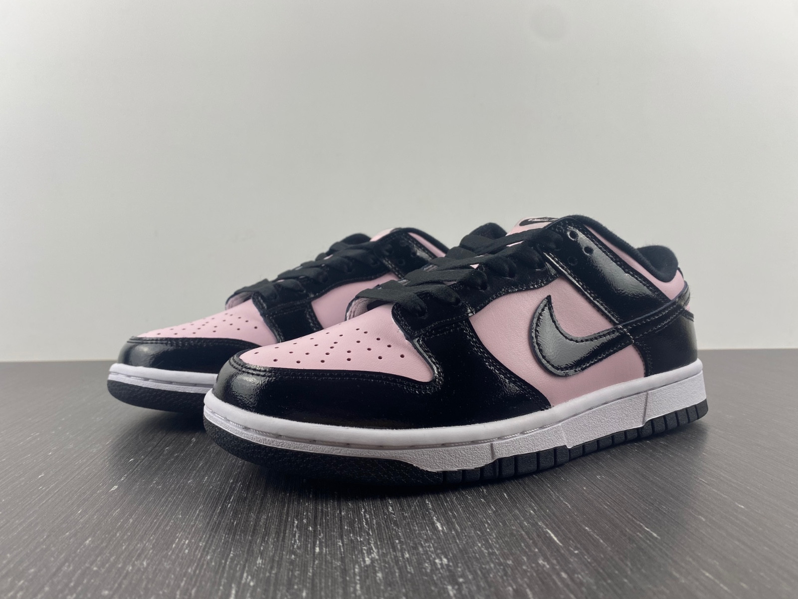 nike dunk low pink foam black (w) - dj9955-600