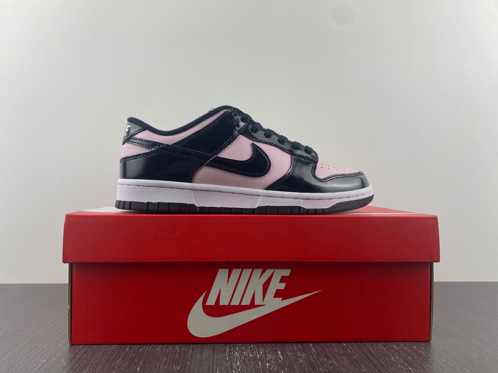 nike dunk low pink foam black (w) - dj9955-600