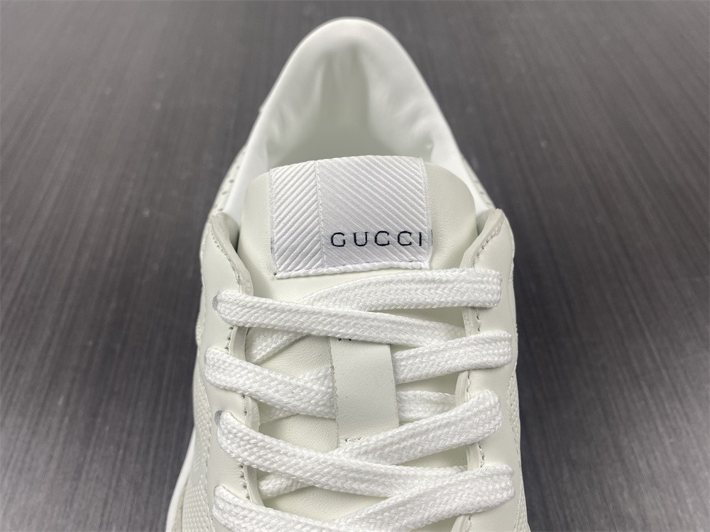 gc low-top sneaker gc18