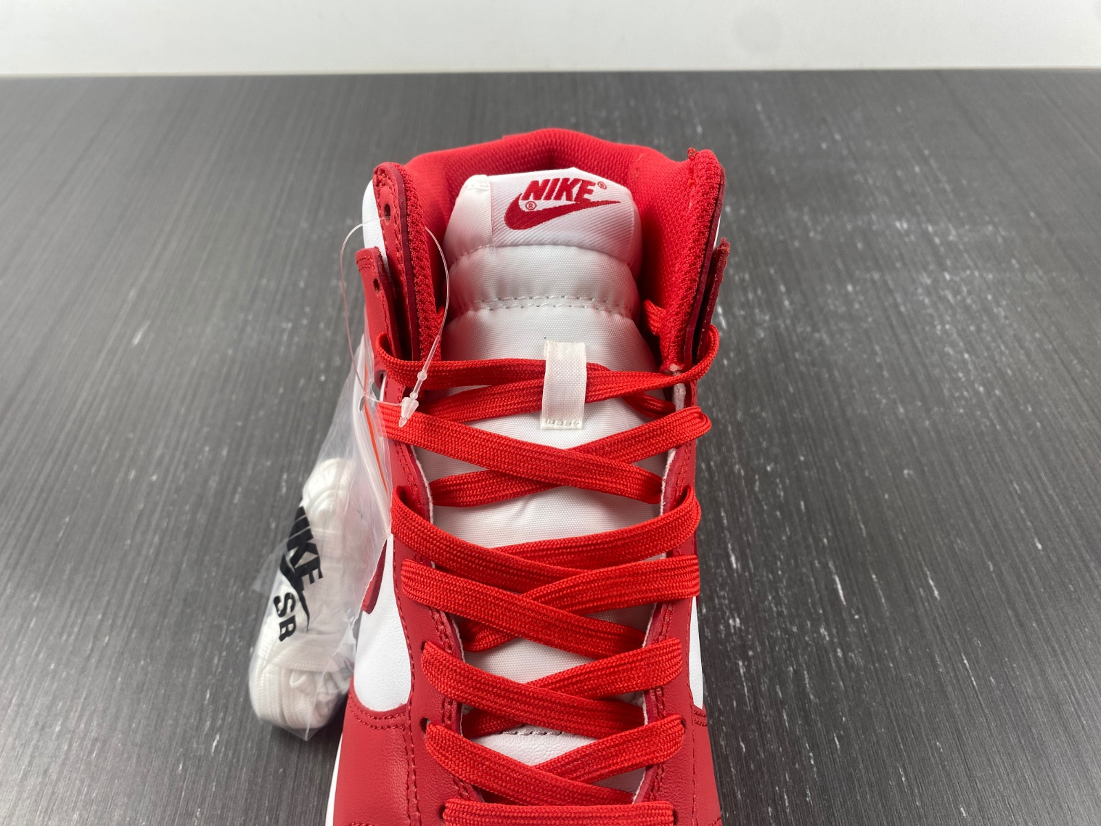 nike dunk high championship white red dd1399-106