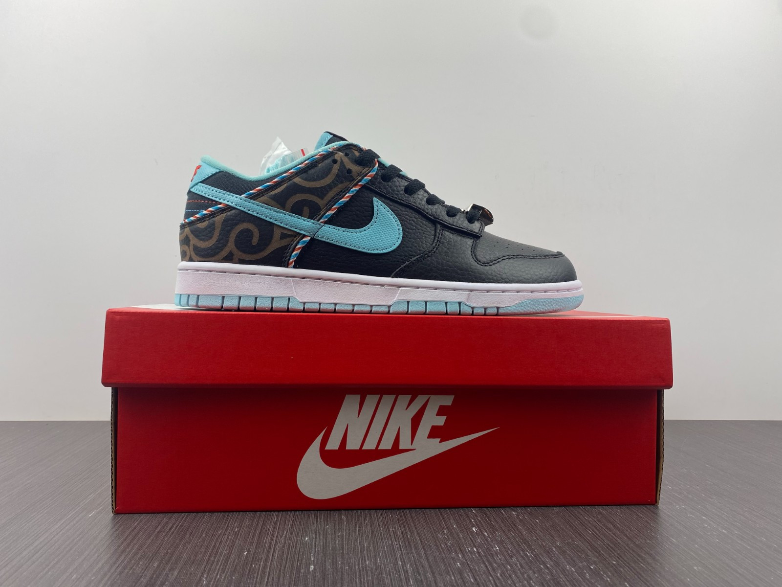 nike dunk low barber shop black dh7614-001