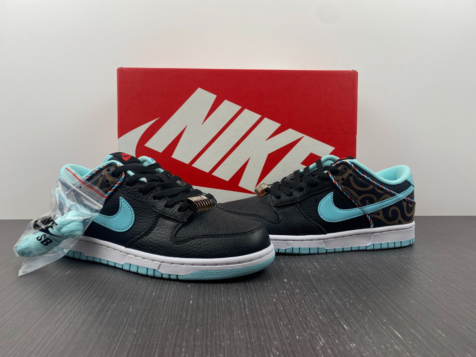 nike dunk low barber shop black dh7614-001