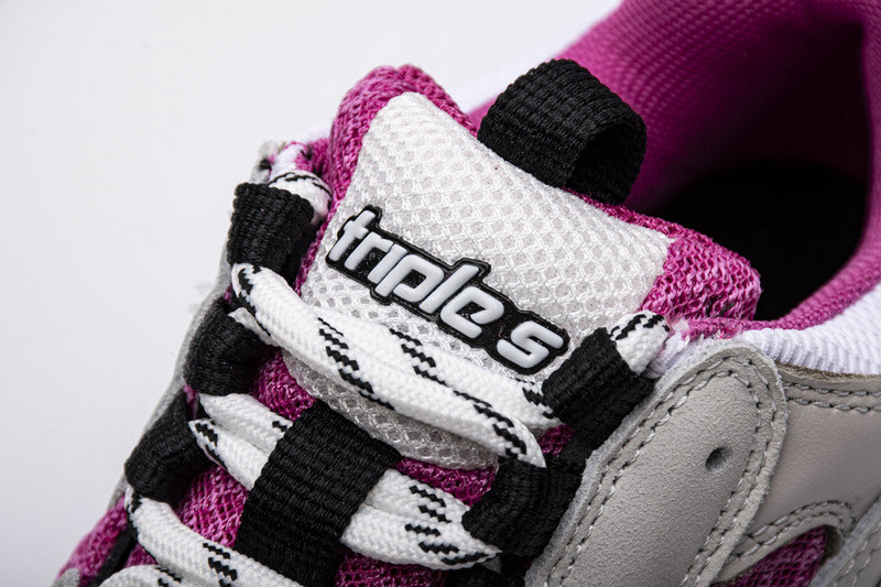 Ba*len*cia*ga triple s pink