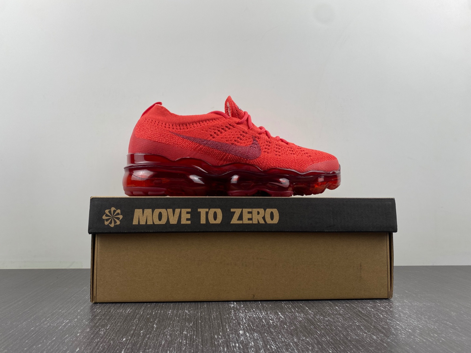 nike air vapormax 2023 flyknit triple red men