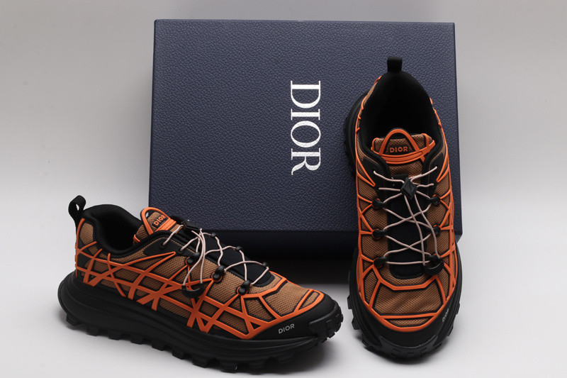 D*or b31 runner sneaker