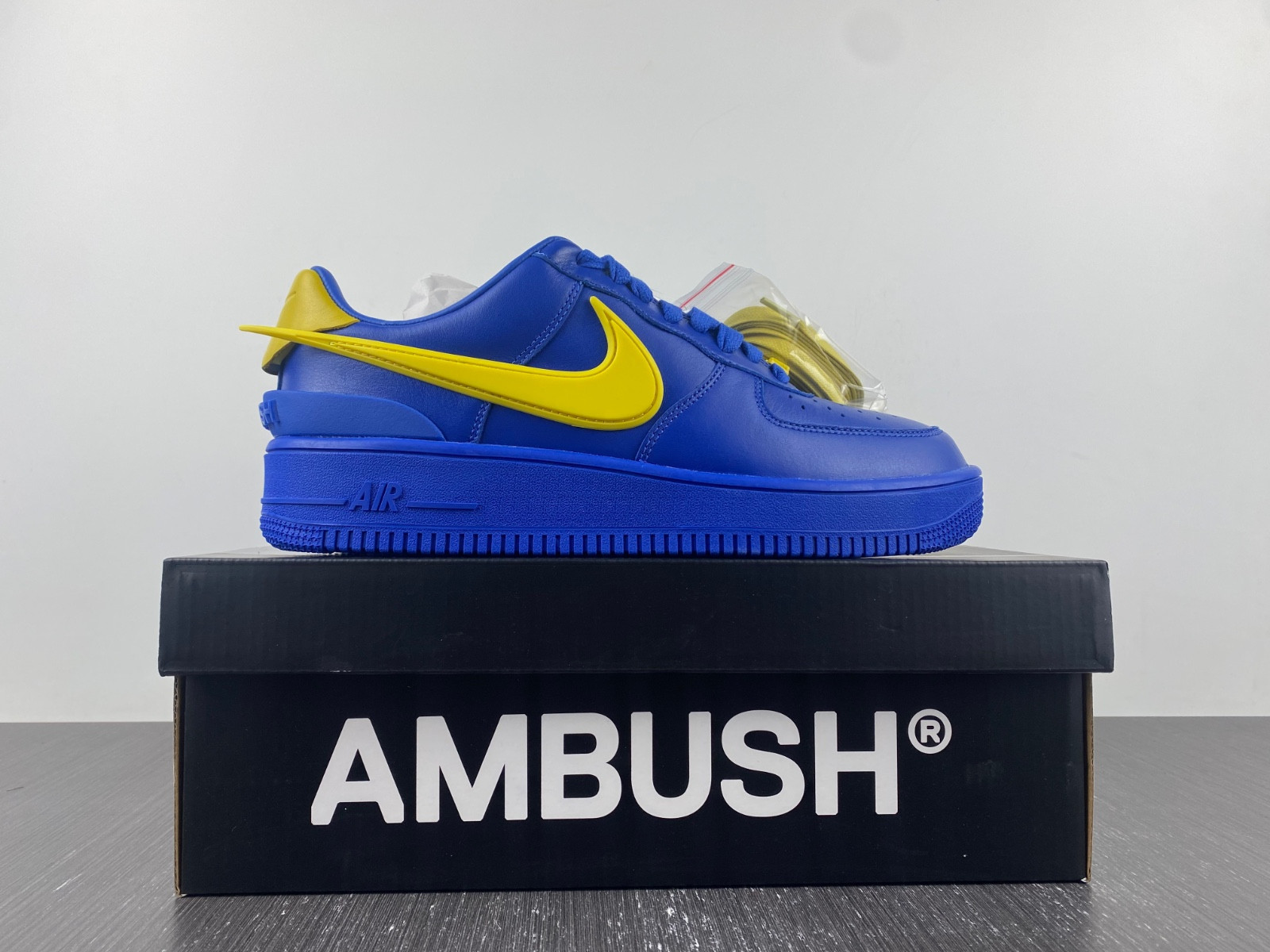 nike air force 1 low sp ambush game royal dv3464-400