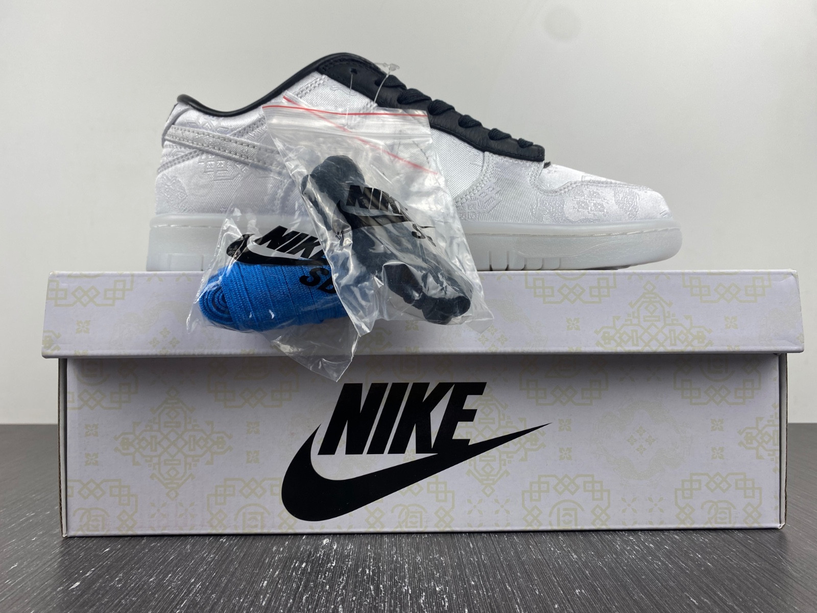 nike dunk low clot x fragment fn0315-110