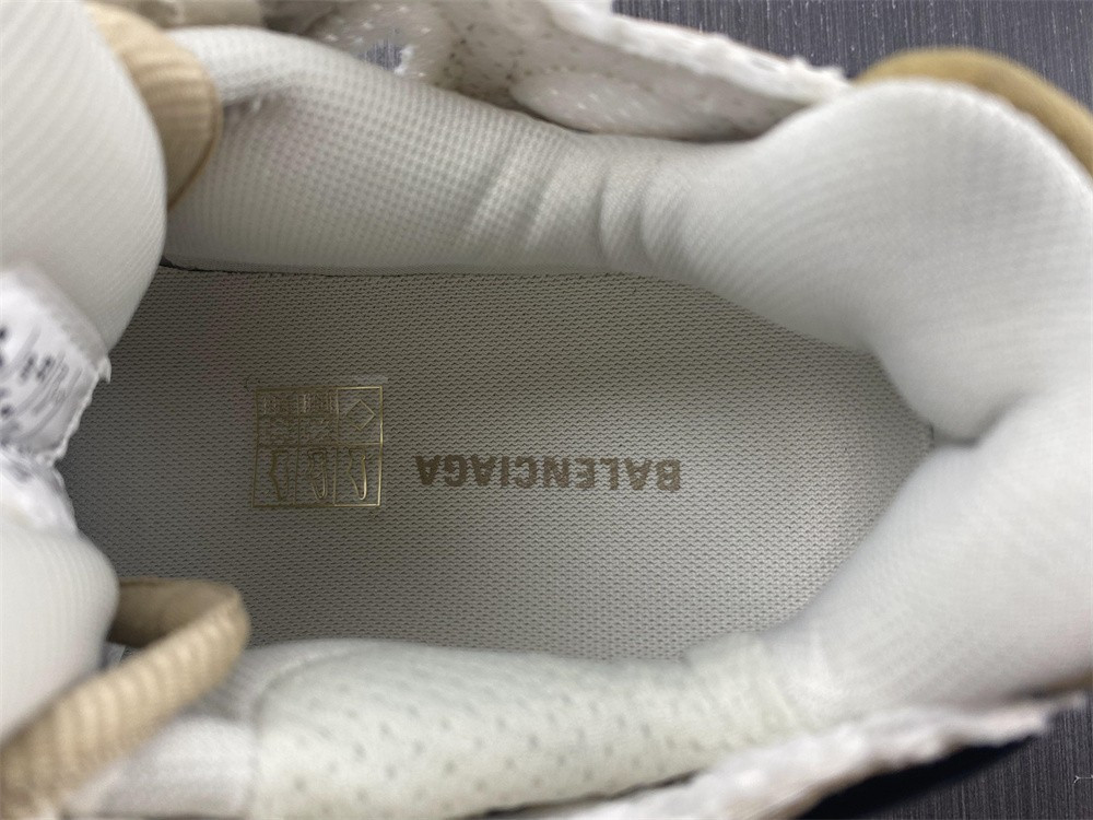 Ba*len*cia*ga runner sneaker