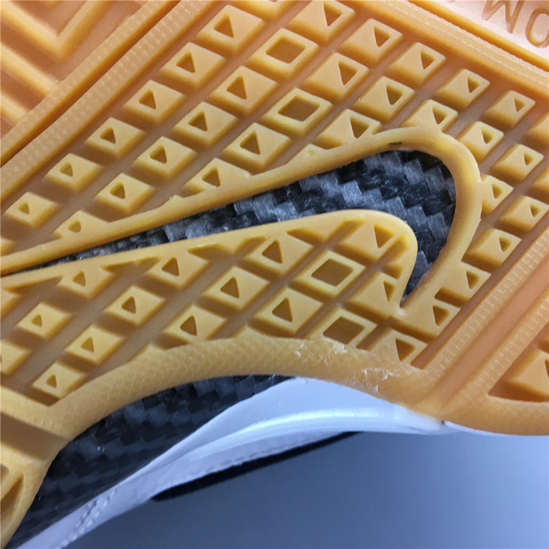 undefeated x nike kobe 1 zk1 aq3635-100