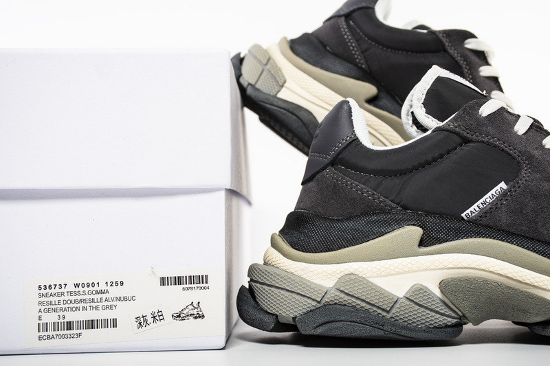 Ba*len*cia*ga triple s 2.0 536737w09011259