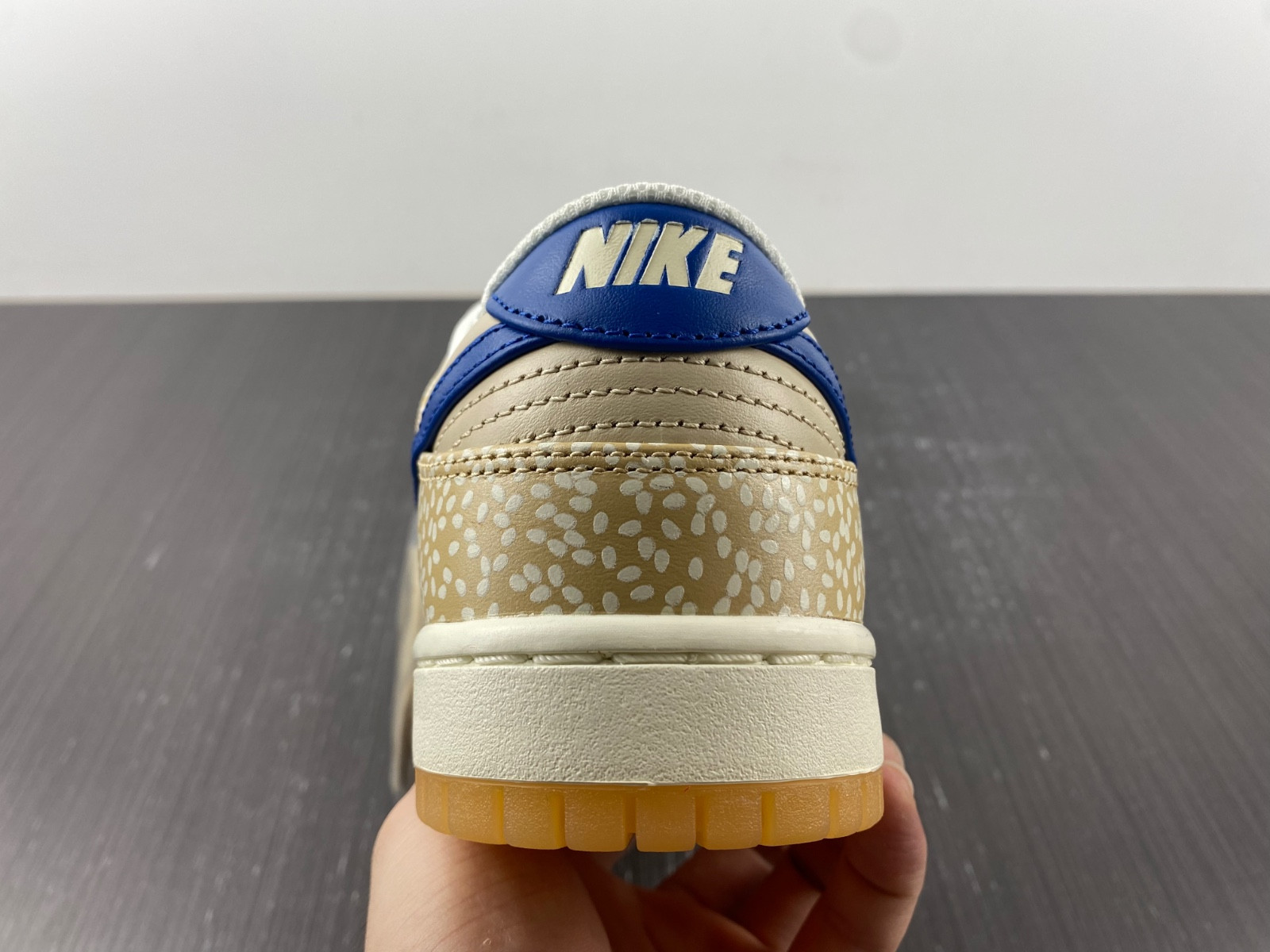nike dunk low sesame dz4853-200