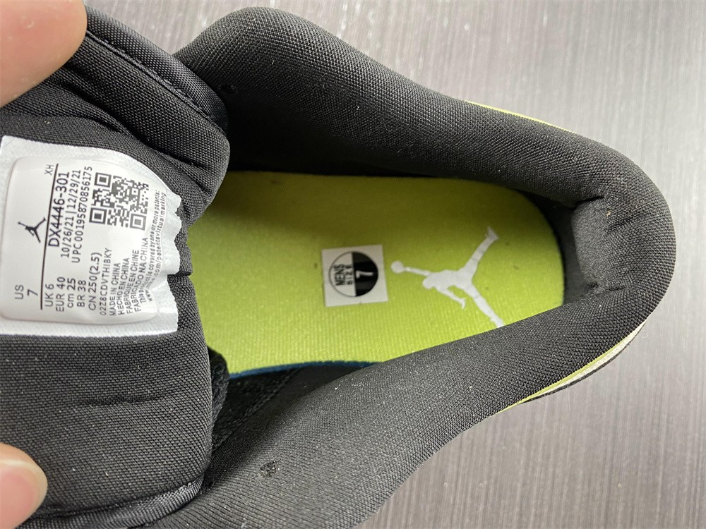 jordan 1 low snakeskin vivid green (w) - dx4446-301