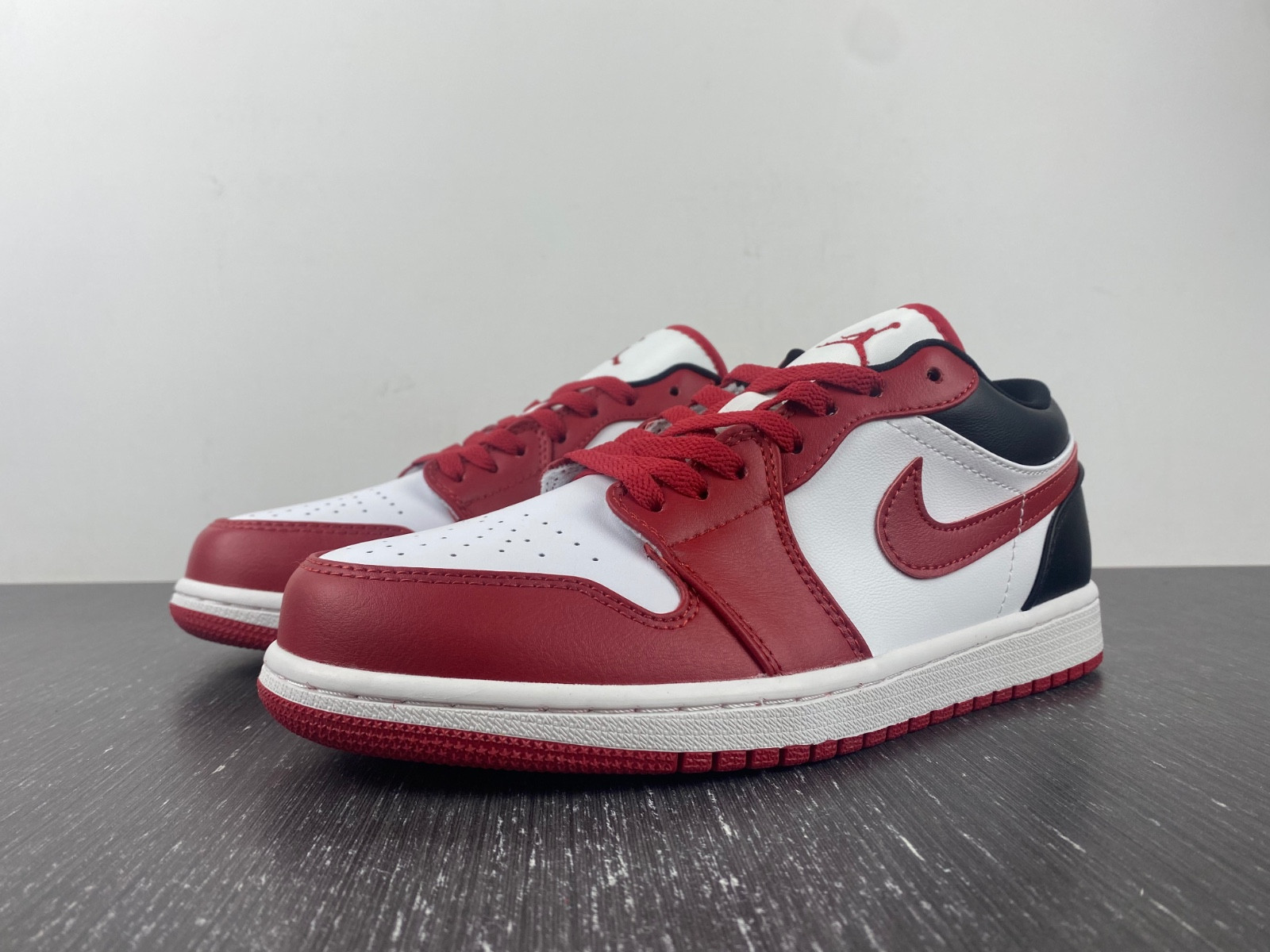 jordan 1 low reverse black toe (women''s) - dc0774-160