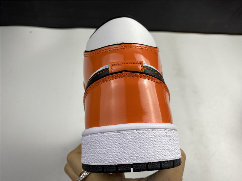 air jordan 1 mid “turf orange” dd6834-802