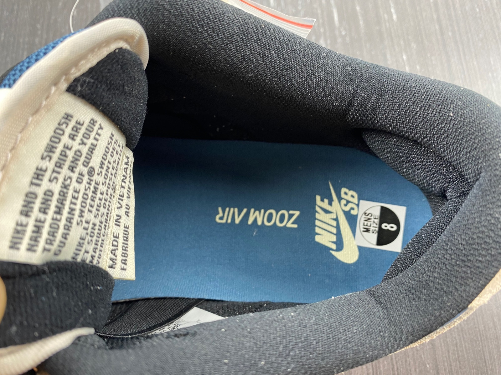 nike sb dunk low light cream thunderstorm bq6817-200