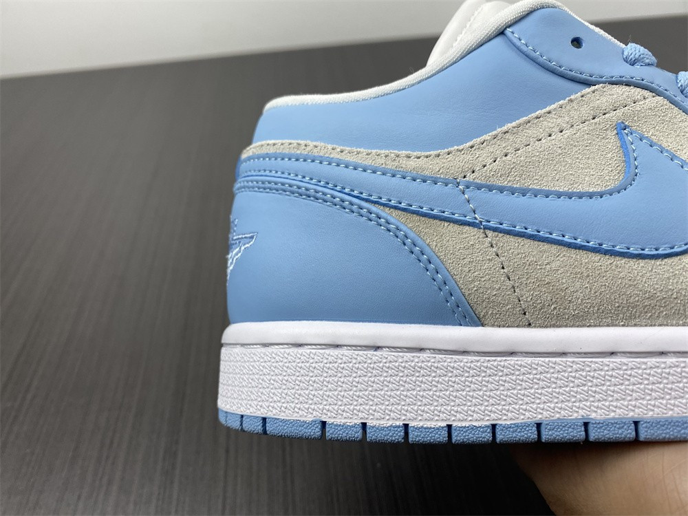 air jordan 1 low university blue wmns dc0774-050