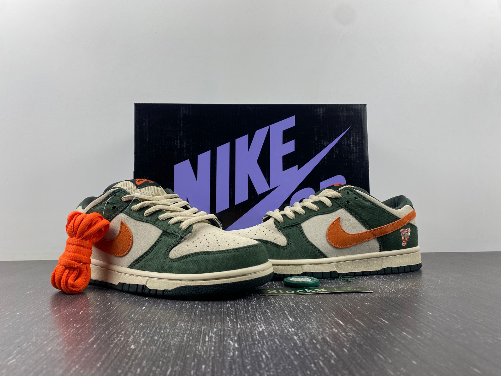 nike sb dunk low eire men