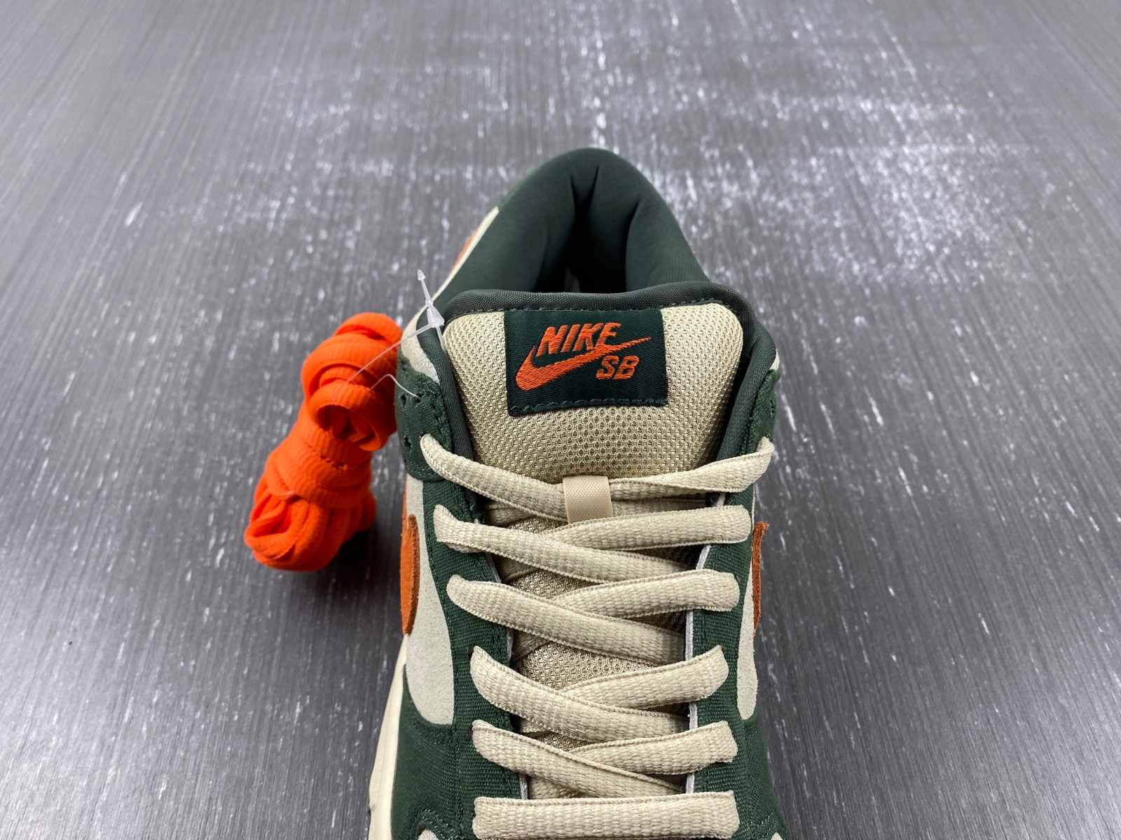 nike sb dunk low eire men