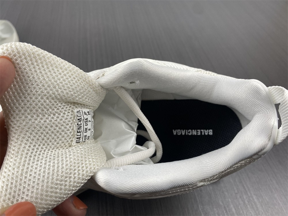 Ba*len*cia*ga x-pander 6.0 white