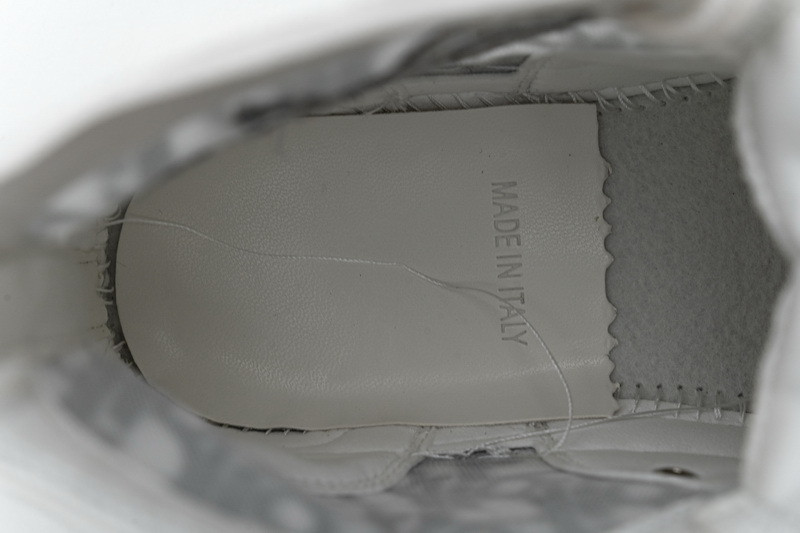 D*or b23 oblique high top sneaker