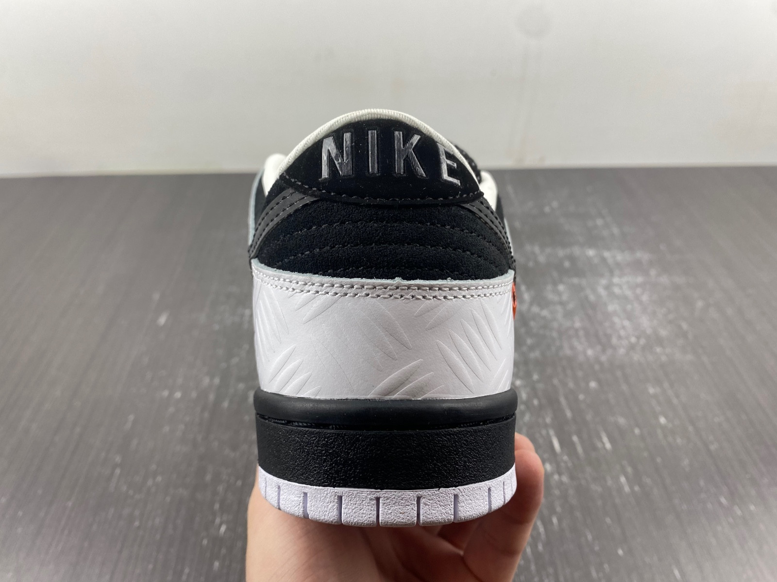 nike sb dunk low tightbooth men