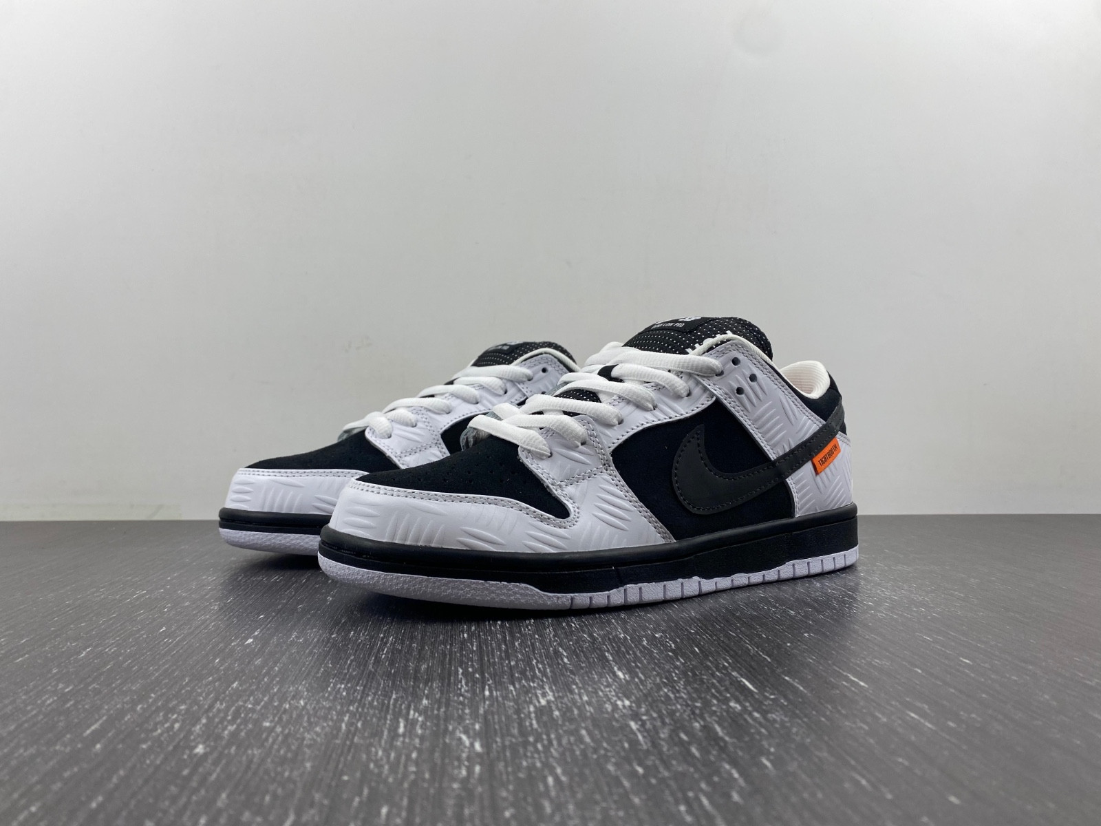 nike sb dunk low tightbooth men''s - fd2629-100
