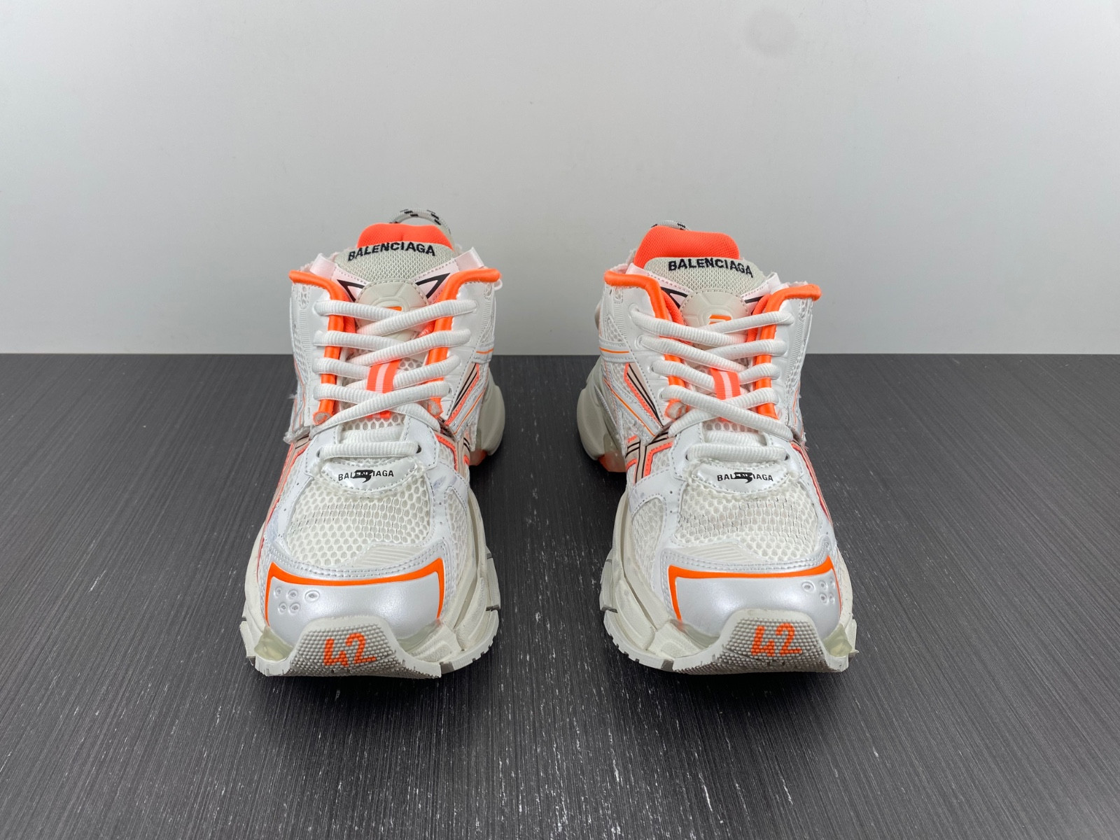 Ba*len*cia*ga runner sneaker 677403w3rbm9770