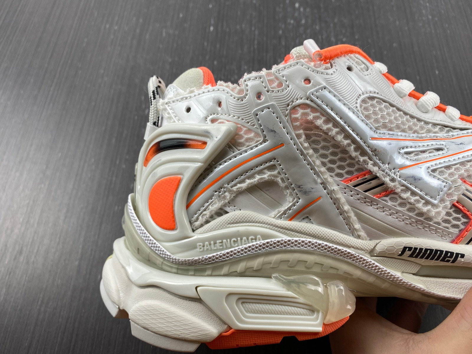 Ba*len*cia*ga runner sneaker 677403w3rbm9770