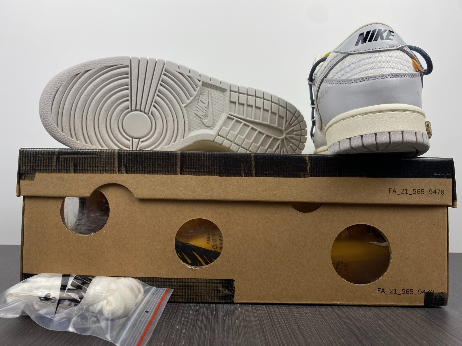 nike dunk low owt lot 41 - dm1602-105