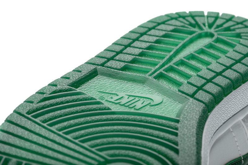 air jordan 1 mid white mystic green cd6759-103