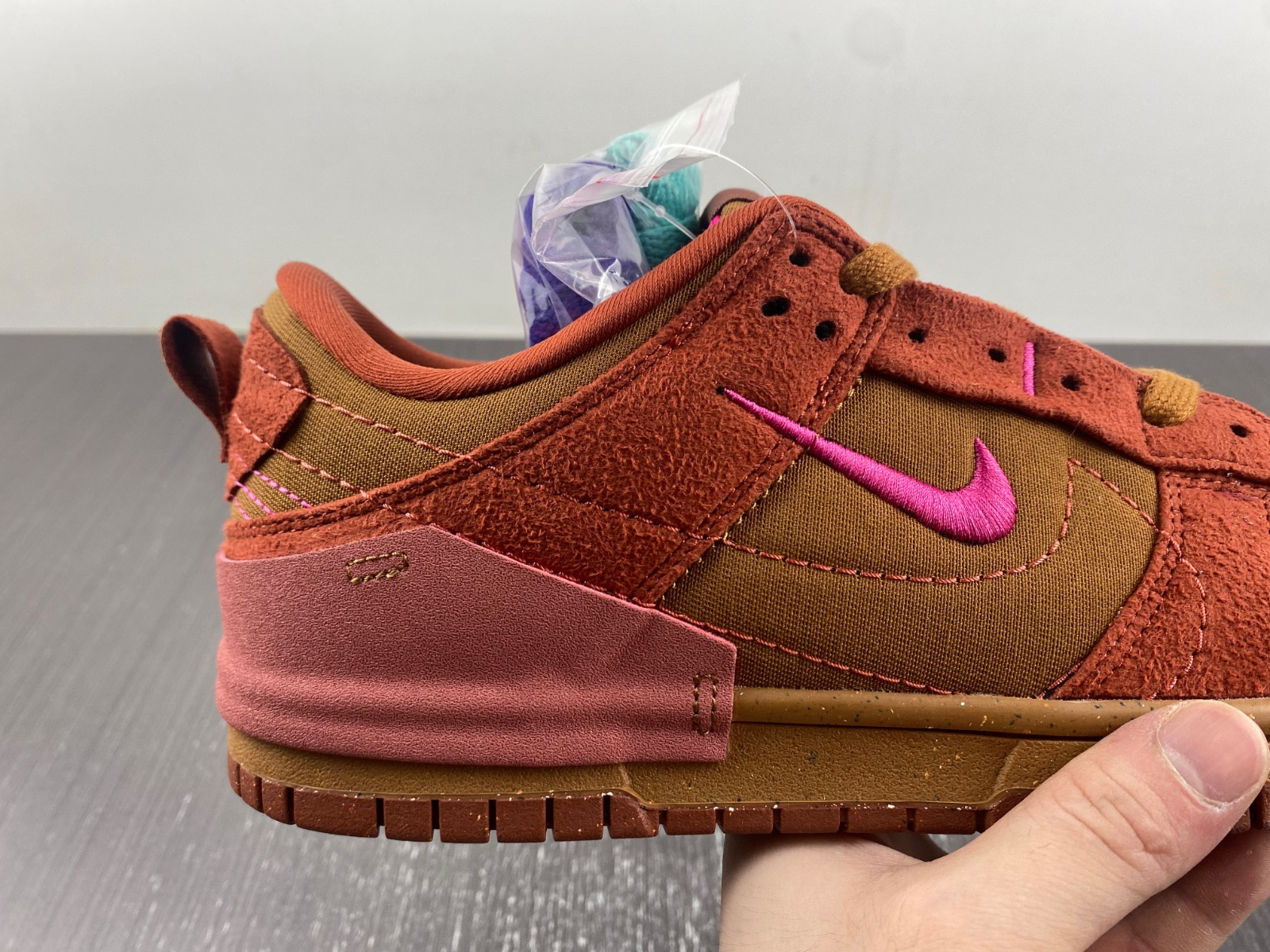 nike dunk low disrupt 2 desert bronze pink prime (w) dh4402-200