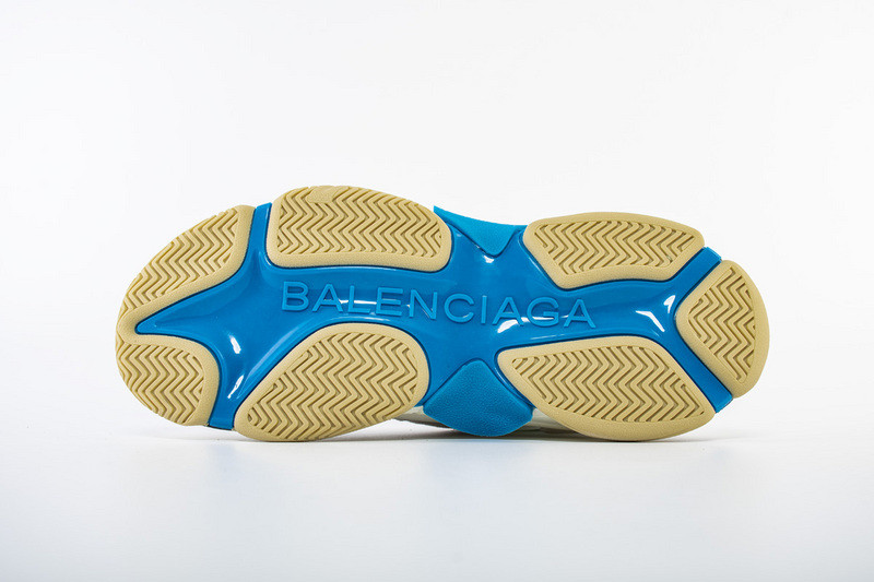 Ba*len*cia*ga triple s trainers white