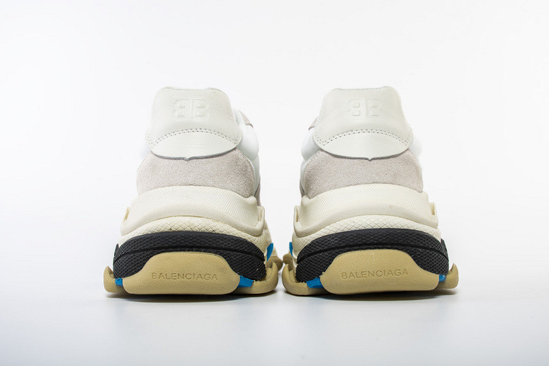 Ba*len*cia*ga triple s trainers white