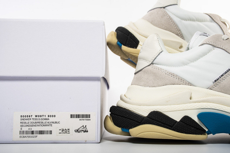 Ba*len*cia*ga triple s trainers white