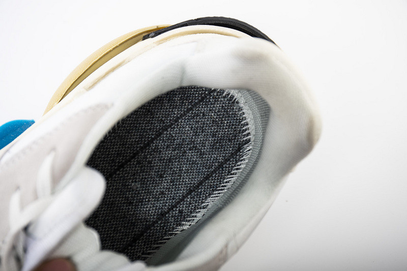 Ba*len*cia*ga triple s trainers white