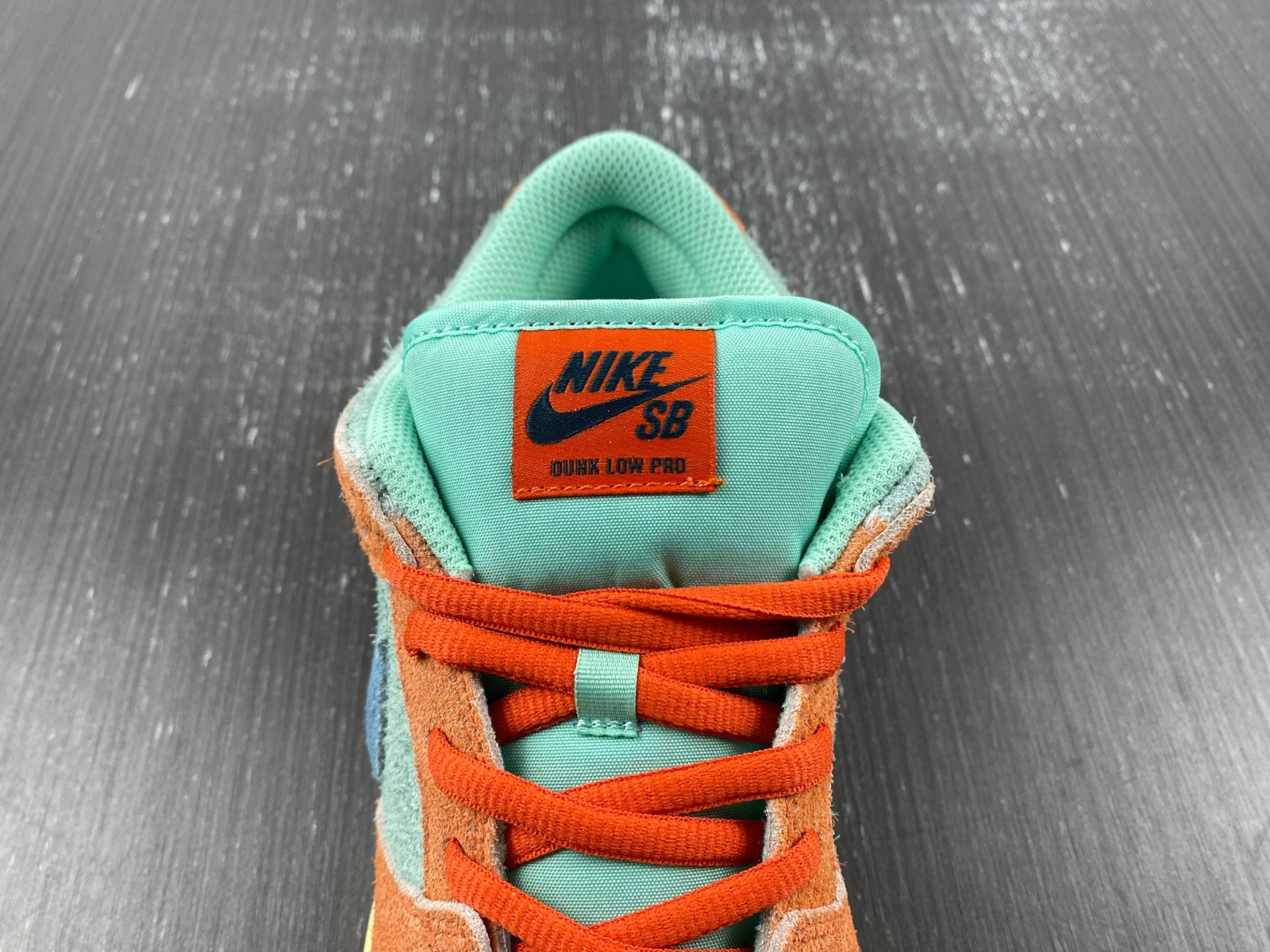 nike sb dunk low orange aqua dv5429-800