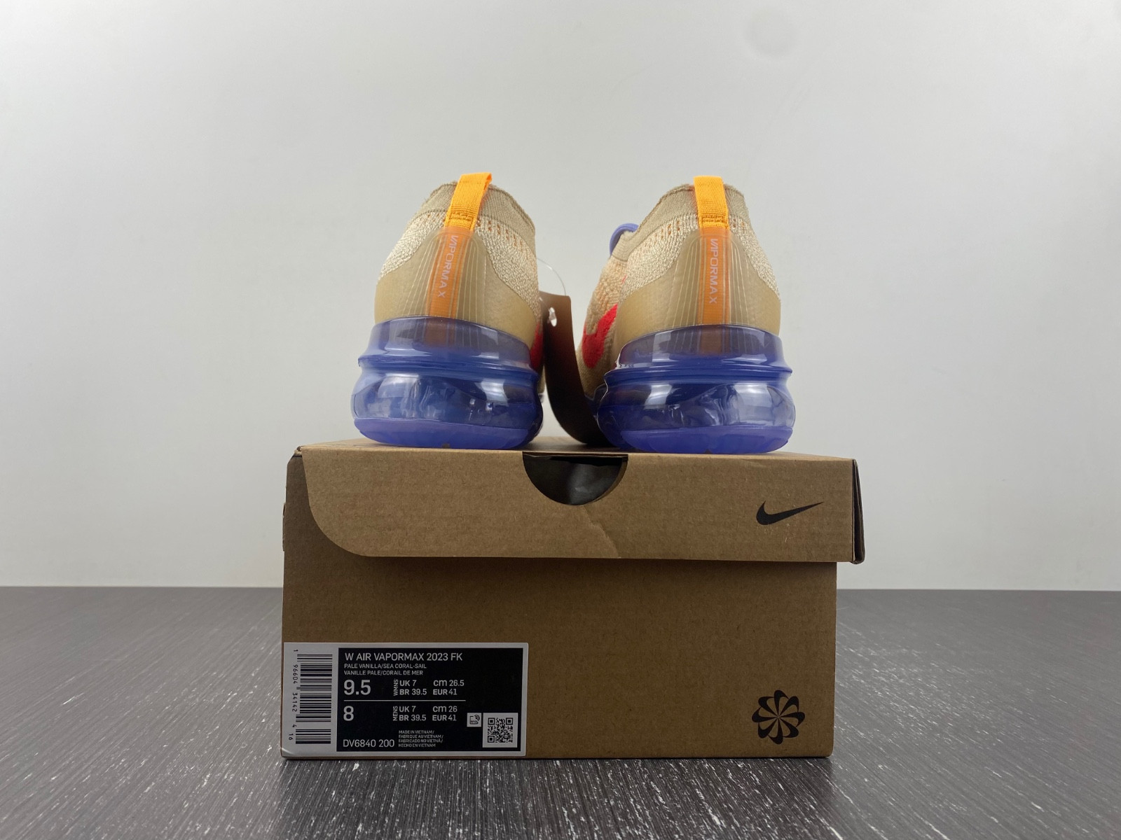 air vapormax 2023 flyknit dv6840-200