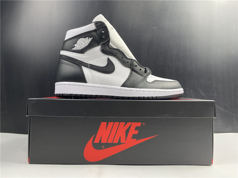 jordan 1 retro black white (2014) 555088-010