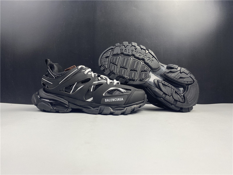 Ba*len*cia*ga track sneaker