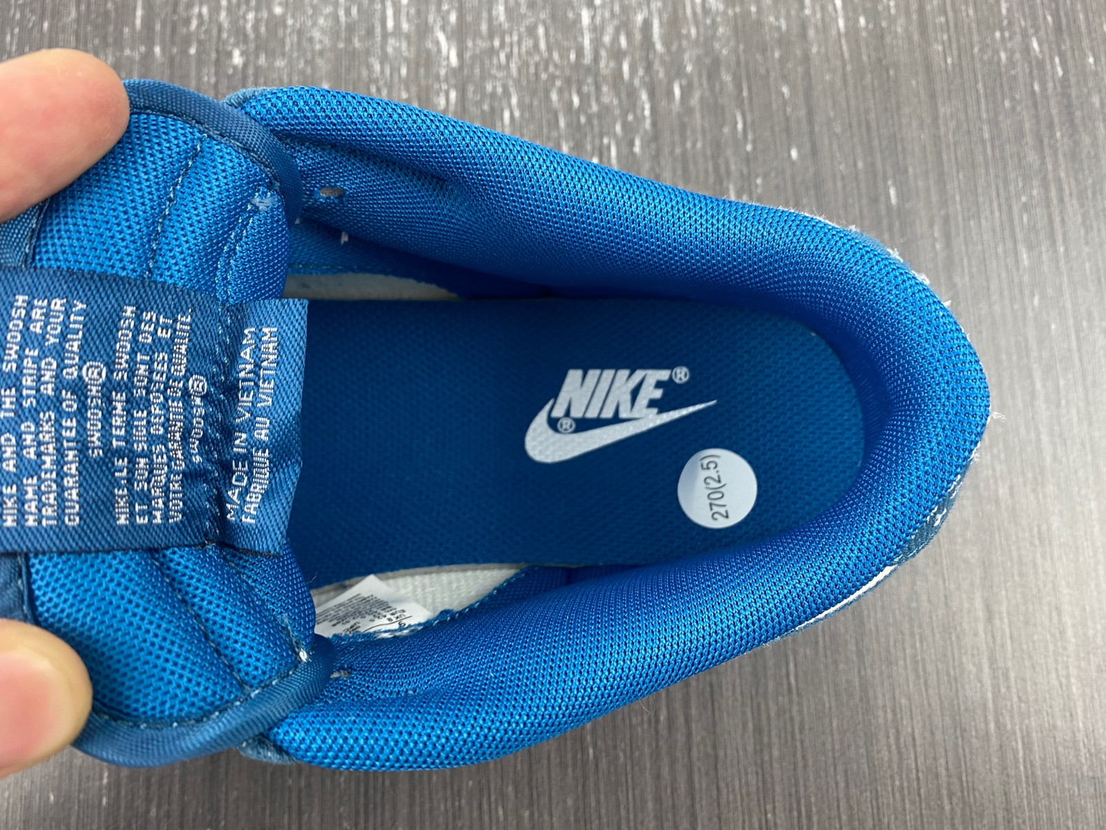 nike dunk low se "industrial blue" dv0834-101