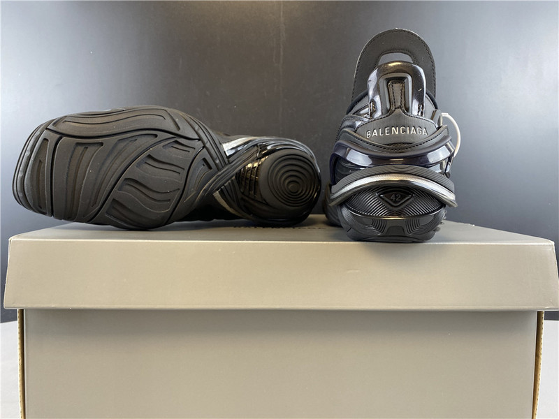 Ba*len*cia*ga 5.0 20ss runway