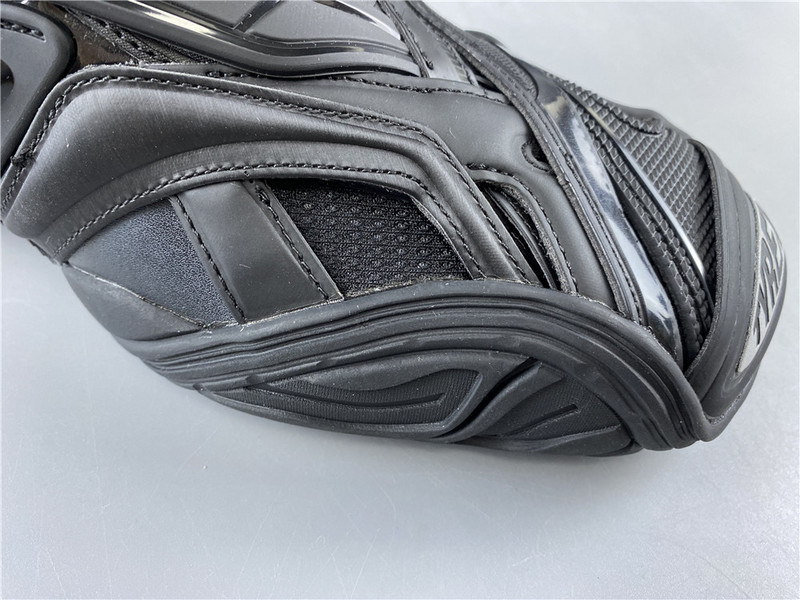 Ba*len*cia*ga 5.0 20ss runway