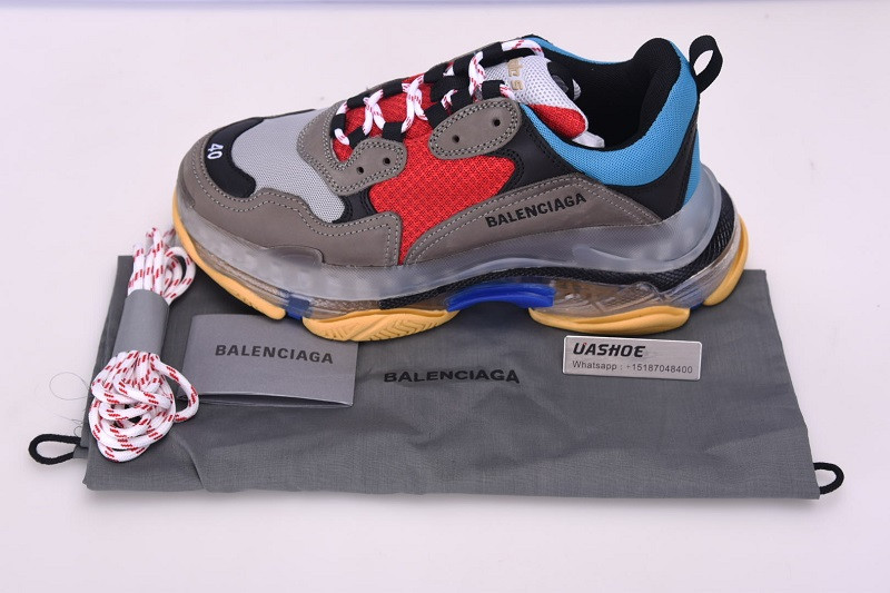 Ba*len*cia*ga triple s