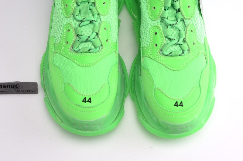 Ba*len*cia*ga triple s neon green 541624-w09ol-3801