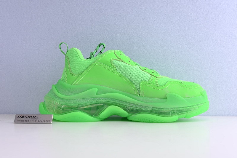 Ba*len*cia*ga triple s neon green 541624-w09ol-3801