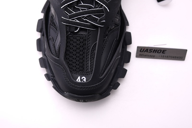 Ba*len*cia*ga 3.0 track trainer with led