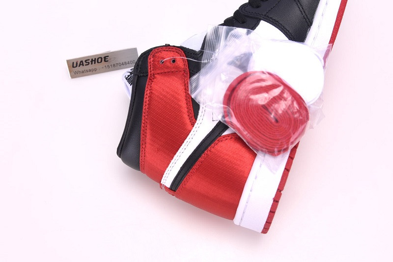 jordan 1 retro high satin black toe cd0461-016